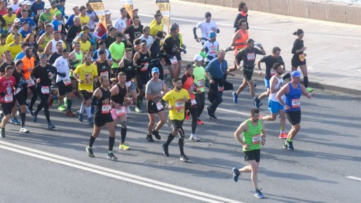 «Замена будет»: что придет в России вместо заграничных поездок и брендовых вещей