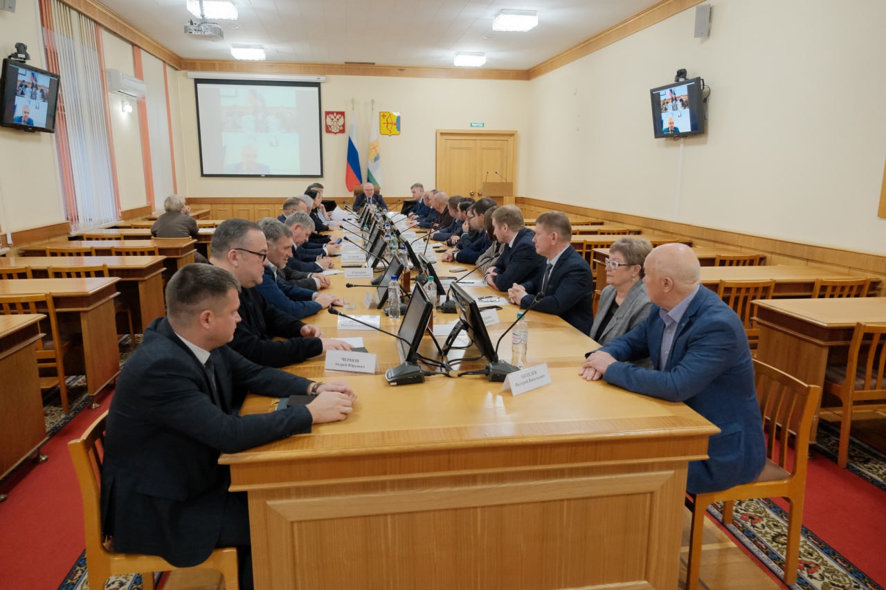 Фракция «Единая Россия» представила главе региона предложения по областному бюджету на 2026 год