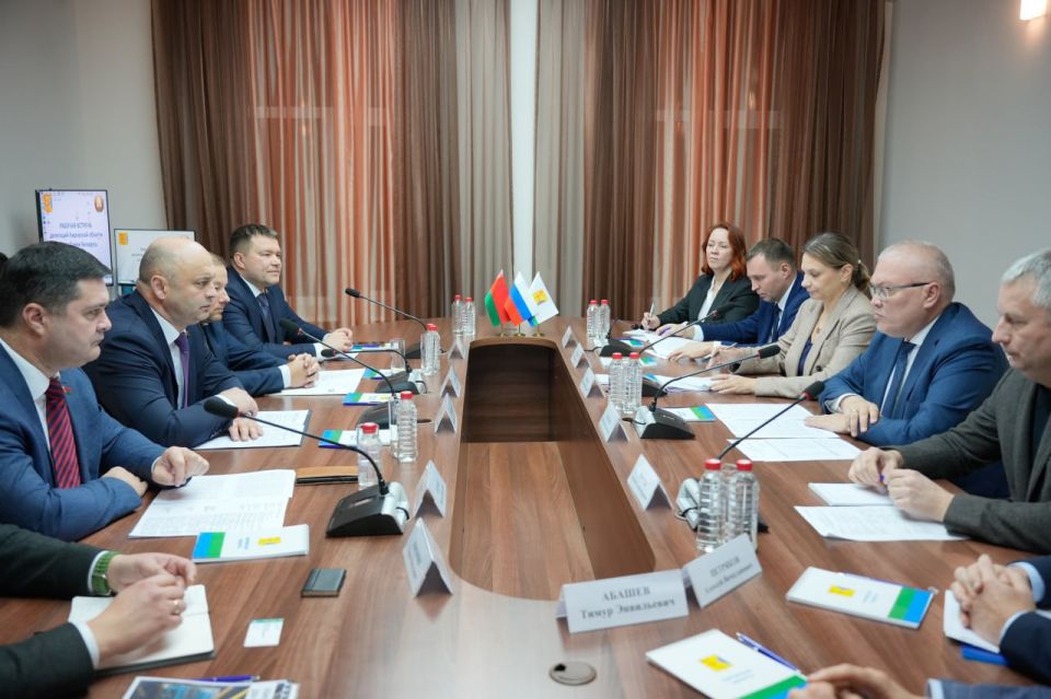 Александр Соколов: Делегация во главе с Чрезвычайным и Полномочным Послом Республики Беларусь Александром Рогожником посетила Кировскую область