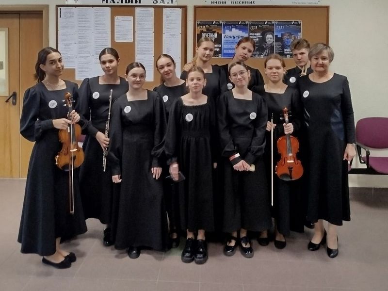 Кировский ансамбль покорил «Розу Ветров», став лауреатом международного конкурса