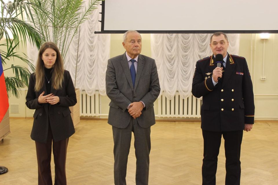 В рамках Всероссийской акции «Мы – граждане России» в Кировской областной научной библиотеке имени А.И. Герцена прошло торжественное мероприятие