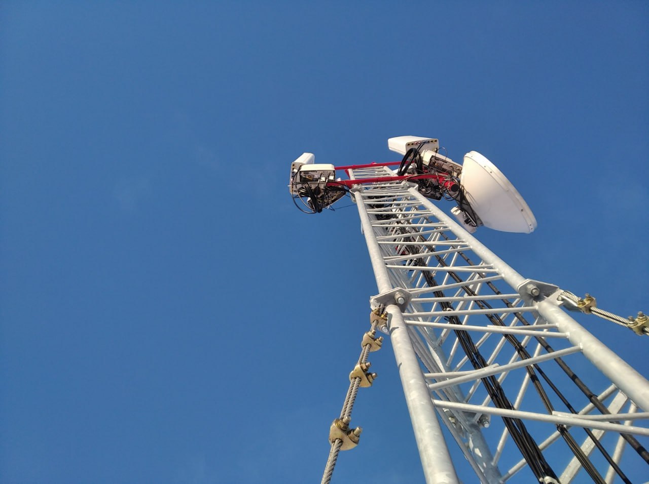 В 2026 году в 25 населённых пунктах Кировской области установят новые базовые станции сотовой связи