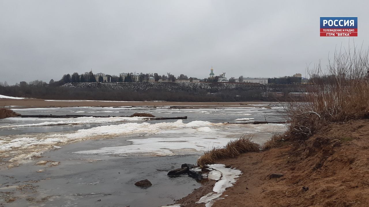 В пятницу, 14 ноября, в Кировской области ожидается облачная погода, местами небольшой дождь со снегом, сообщили в региональном центре по гидрометеорологии и мониторингу окружающей среды