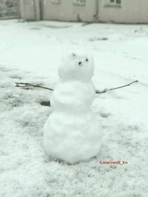 Снеговики уже в городе.. Зима на подходе
