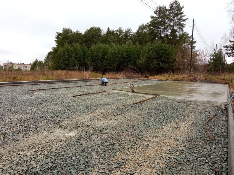 В Кирово-Чепецке бетонируют новую парковку для ЦРБ В Кирово-Чепецке бетонируют новую парковку для ЦРБ