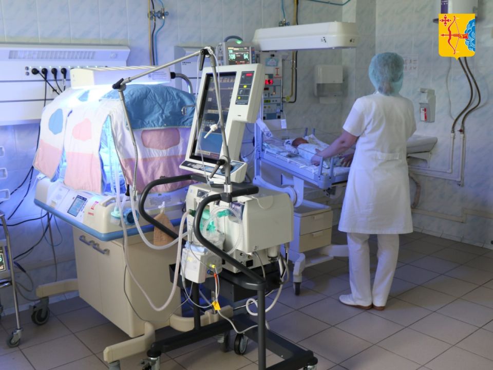 Кировские врачи выходили новорожденную девочку весом 720 граммов