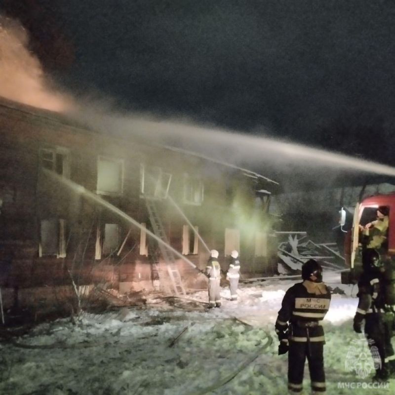 #НашиДежурныеСутки. 15 ноября* пожарно-спасательные подразделения Кировской области реагировали на: 4 техногенных пожара, в т.ч.: