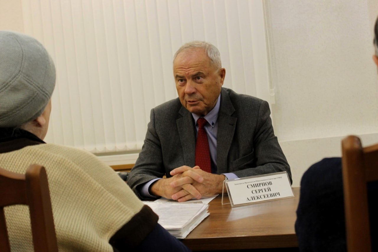 В УМВД России по Кировской области в соответствии с графиком прошел личный прием граждан начальником Управления генерал-майором полиции Константином Селяниным В УМВД России по Кировской области в соответствии с графиком прошел личный прием граждан начальником Управления генерал-майором полиции Константином Селяниным