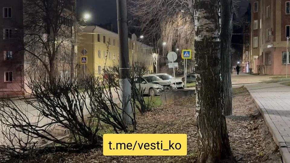 ДТП сегодня вечером на улице Красноармейской в Кирове