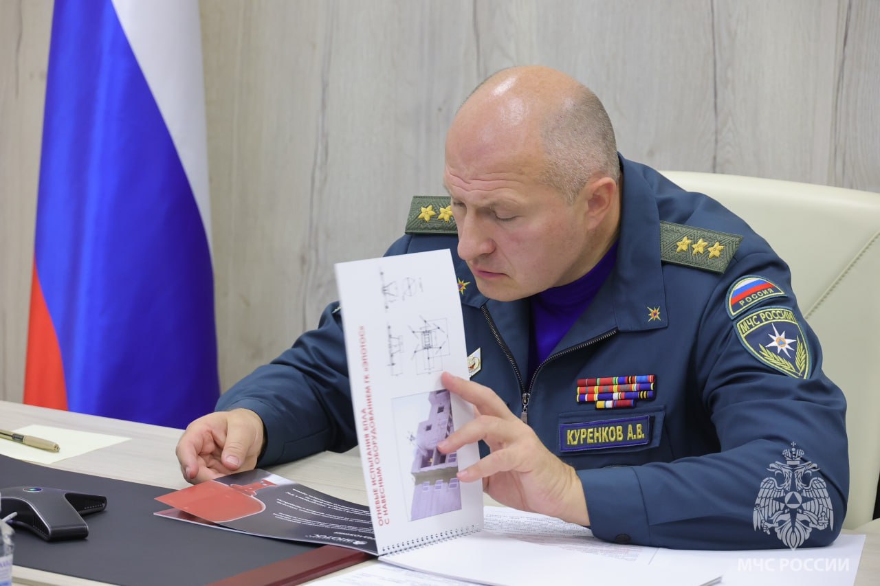 Глава МЧС России провел личный прием граждан