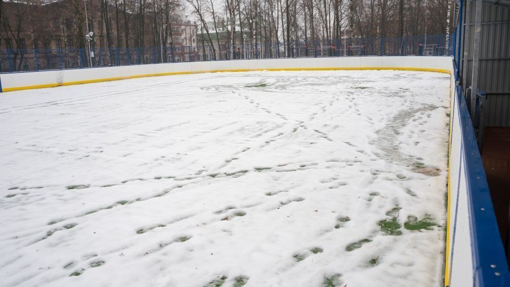 В Гагаринском парке г. Кирова завершено строительство новой спортплощадки В Гагаринском парке г. Кирова завершено строительство новой спортплощадки