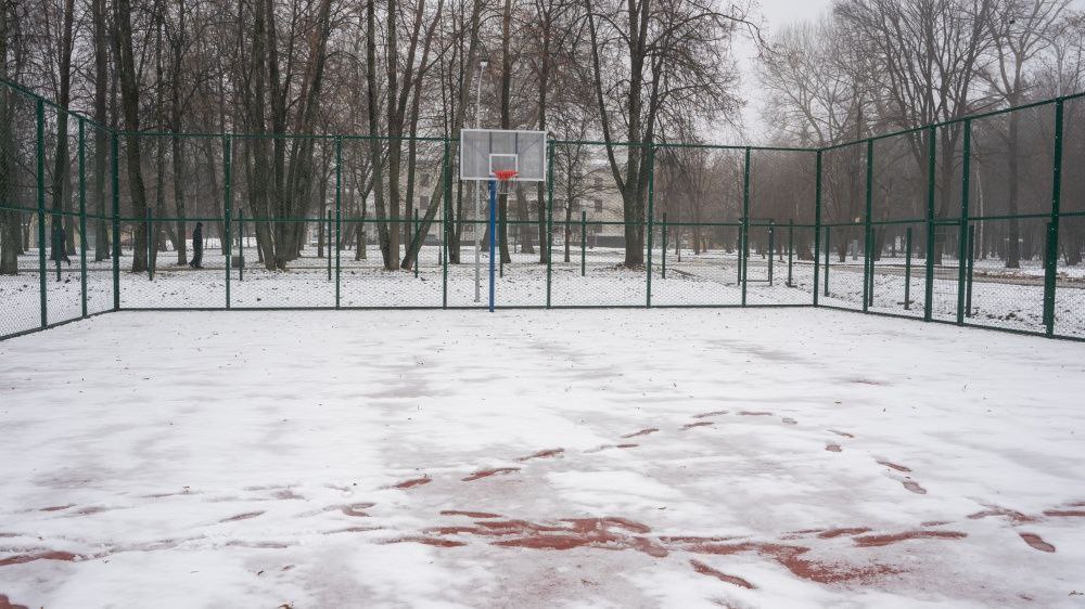 Спортплощадка в парке им. Гагарина достроена Спортплощадка в парке им. Гагарина достроена