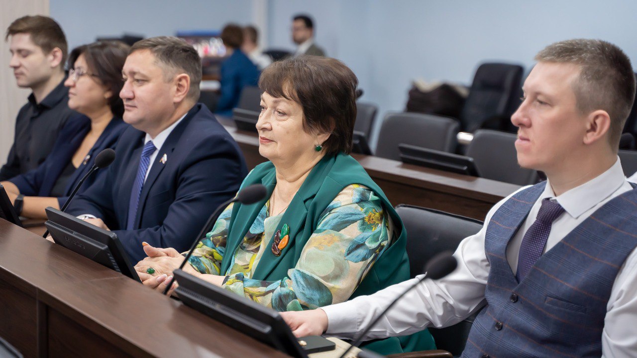 Елена Ковалева: Провели телемост с участием депутатов гордумы и наших белорусских коллег из Гомеля Елена Ковалева: Провели телемост с участием депутатов гордумы и наших белорусских коллег из Гомеля