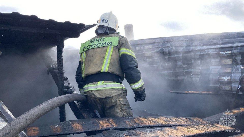 #НашиДежурныеСутки. 20 ноября* пожарно-спасательные подразделения Кировской области реагировали на: 2 техногенных пожара, в т.ч.: