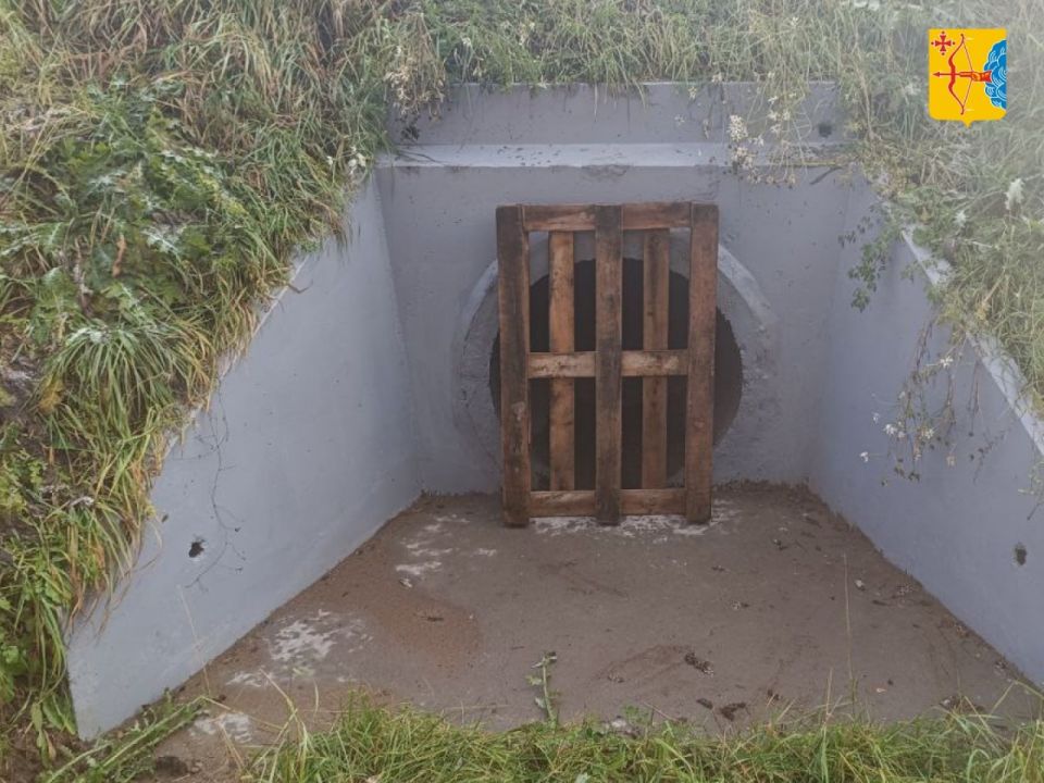 На дорогах Кировской области готовят водопропускные трубы к зиме