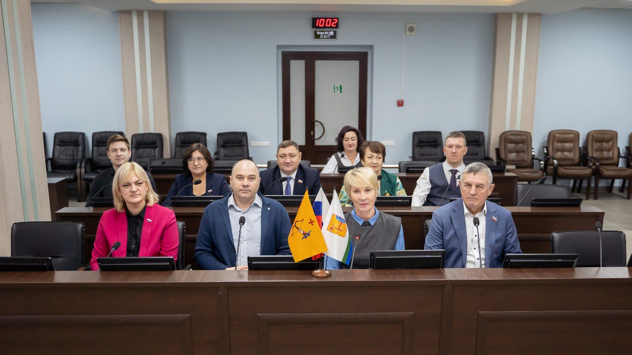 Елена Ковалева: Провели телемост с участием депутатов гордумы и наших белорусских коллег из Гомеля Елена Ковалева: Провели телемост с участием депутатов гордумы и наших белорусских коллег из Гомеля