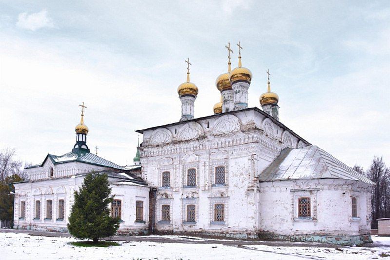 326-летний Екатерининский кафедральный собор в Слободском Кировской области подключен к газу