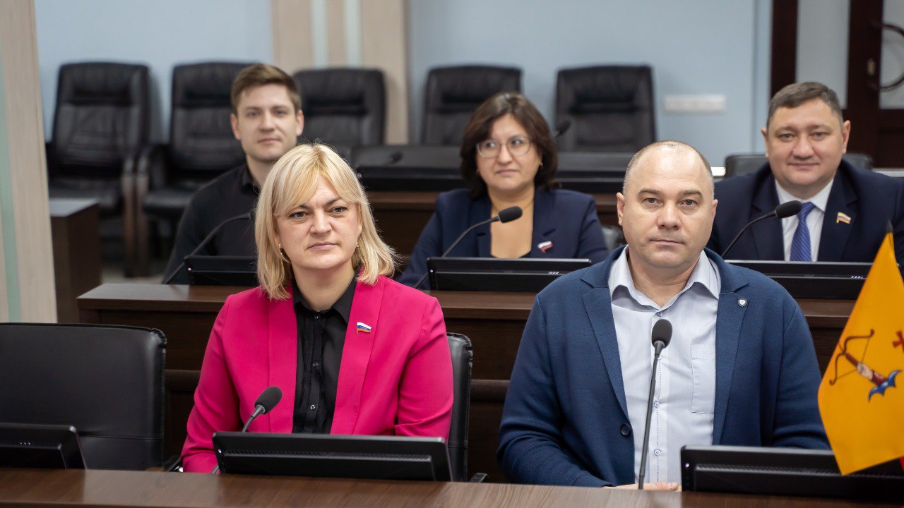 Елена Ковалева: Провели телемост с участием депутатов гордумы и наших белорусских коллег из Гомеля Елена Ковалева: Провели телемост с участием депутатов гордумы и наших белорусских коллег из Гомеля