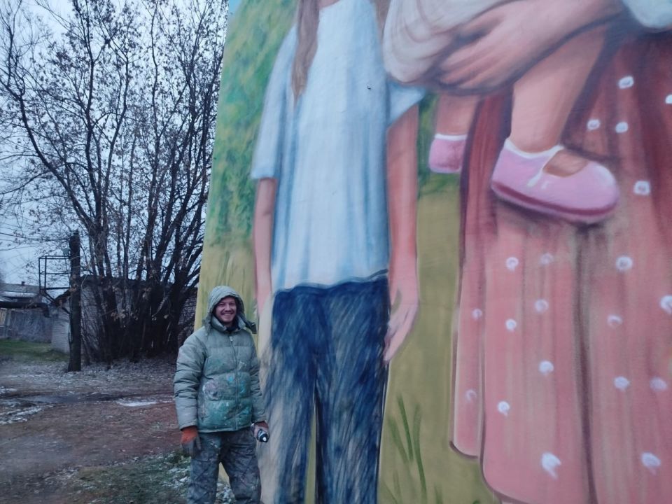 В поселке Ленинское Шабалинского района появился первый мурал