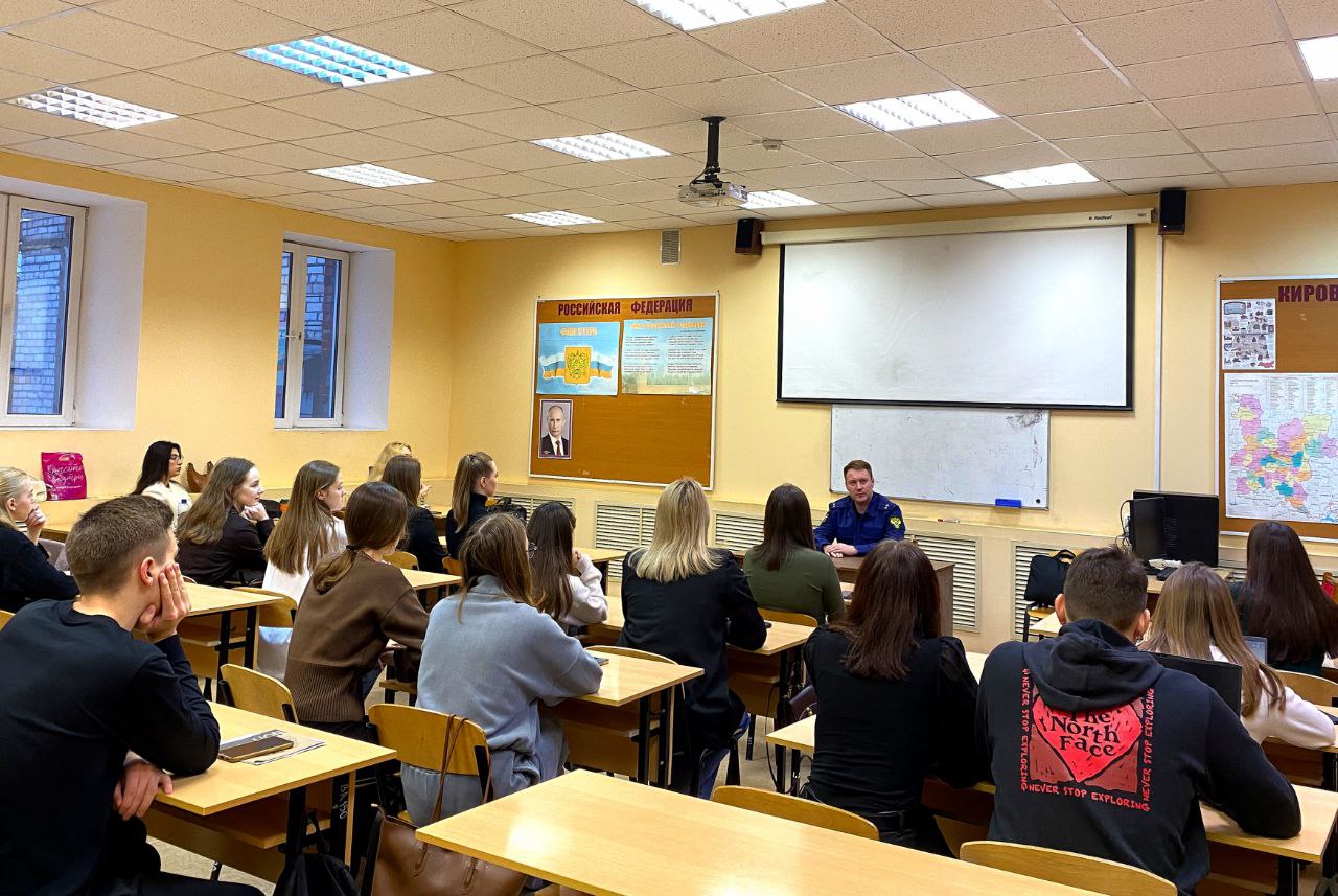 Прокуратура Кировской области продолжает взаимодействие с Волго-Вятским институтом (филиалом) Университета имени О.Е. Кутафина (МГЮА) в целях подготовки будущих кадров прокуратуры Прокуратура Кировской области продолжает взаимодействие с Волго-Вятским институтом (филиалом) Университета имени О.Е. Кутафина (МГЮА) в целях подготовки будущих кадров прокуратуры