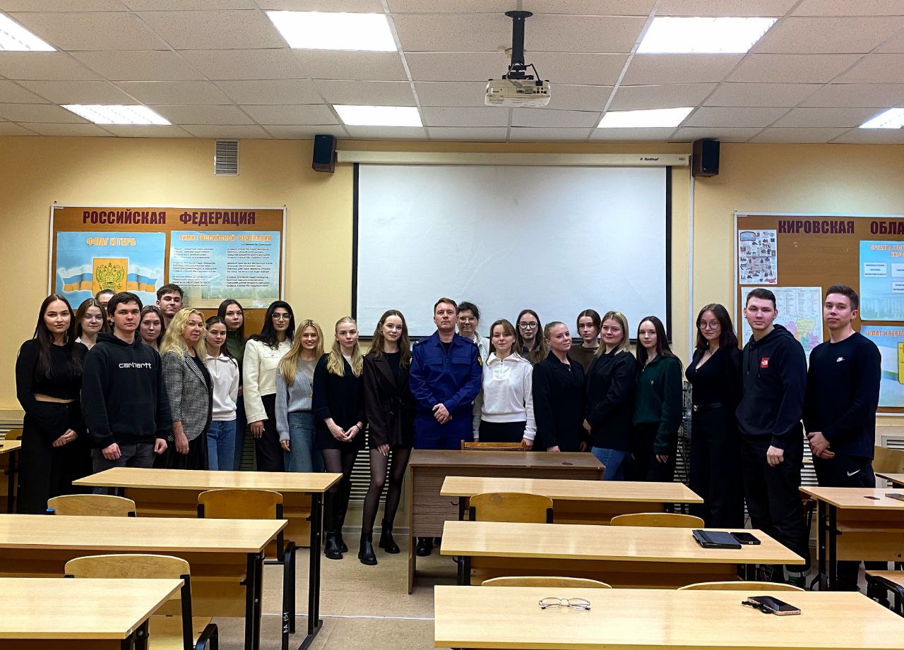 Прокуратура Кировской области продолжает взаимодействие с Волго-Вятским институтом (филиалом) Университета имени О.Е. Кутафина (МГЮА) в целях подготовки будущих кадров прокуратуры Прокуратура Кировской области продолжает взаимодействие с Волго-Вятским институтом (филиалом) Университета имени О.Е. Кутафина (МГЮА) в целях подготовки будущих кадров прокуратуры