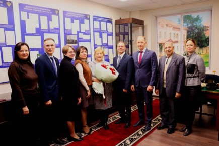 Ветеран прокуратуры Кировской области старший советник юстиции Шутова Алевтина Николаевна отметила свой 75-летний юбилей