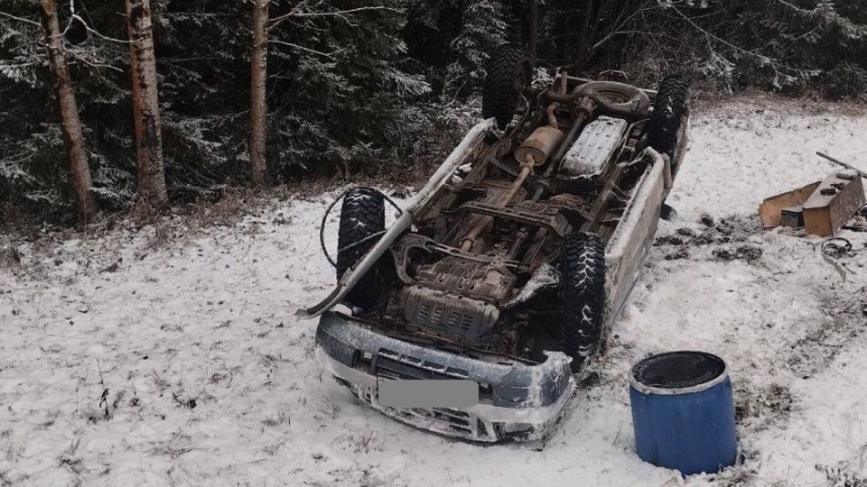 Подростки пострадали в автомобильной аварии в поселке Верхошежемье