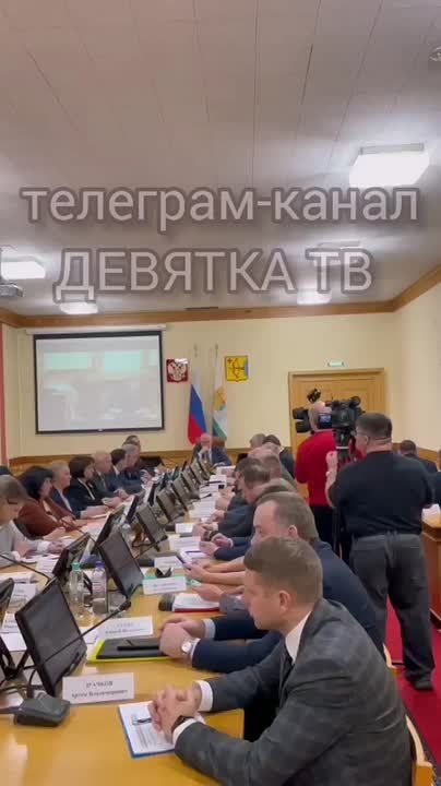 На еженедельном совещании в правительстве области обсудили проведение конкурса «Инженер года», вхождение ВятГУ в список лучших вузов страны и вопросы сельского хозяйства