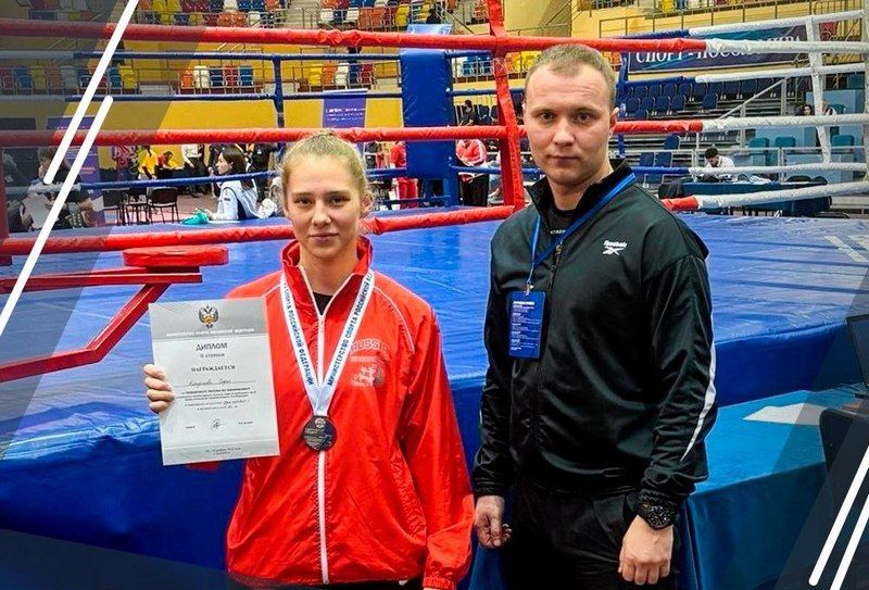 Софья Кондакова завоевала серебро на Чемпионате России по кикбоксингу