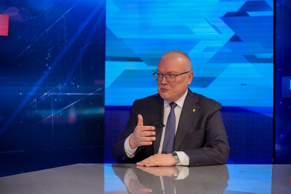 Александр Соколов: Спасибо за общение. Сегодня провел большую прямую линию на ГТРК «Вятка»