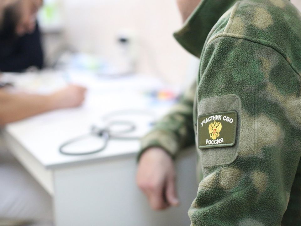 Губернатор Александр Соколов поручил упростить процесс получения льгот для защитников Отечества