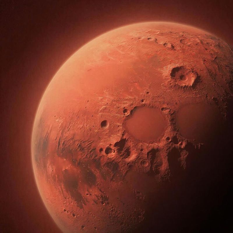 5 фактов о Марсе:. 1. Красная планета — поверхность Марса окрашена в красноватый цвет из-за оксида железа в почве