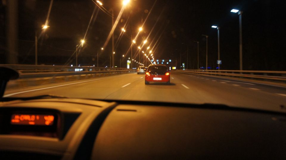 Обгон «гуськом»: что нужно знать, чтобы не потерять права