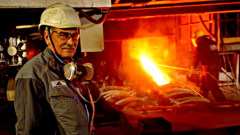 Досрочная пенсия: право работников в опасных условиях