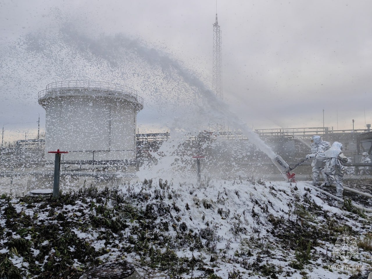 #БудниМЧС. Спасатели и железнодорожники провели совместные учения #БудниМЧС. Спасатели и железнодорожники провели совместные учения