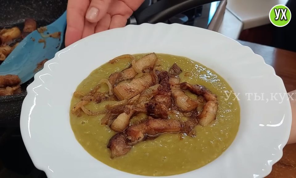Гороховое пюре с поджаркой: вкус детства на вашей кухне