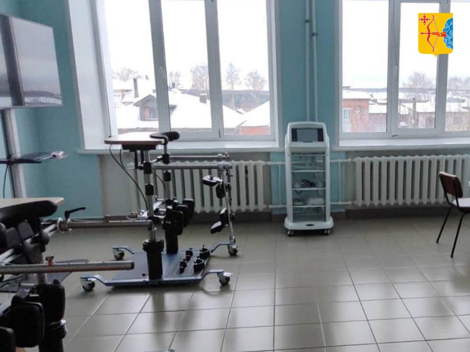 В Кировской области 15 отделений медицинской реабилитации оснастили современным оборудованием в соответствии с нацпроектом «Продолжительная и активная жизнь» В Кировской области 15 отделений медицинской реабилитации оснастили современным оборудованием в соответствии с нацпроектом «Продолжительная и активная жизнь»