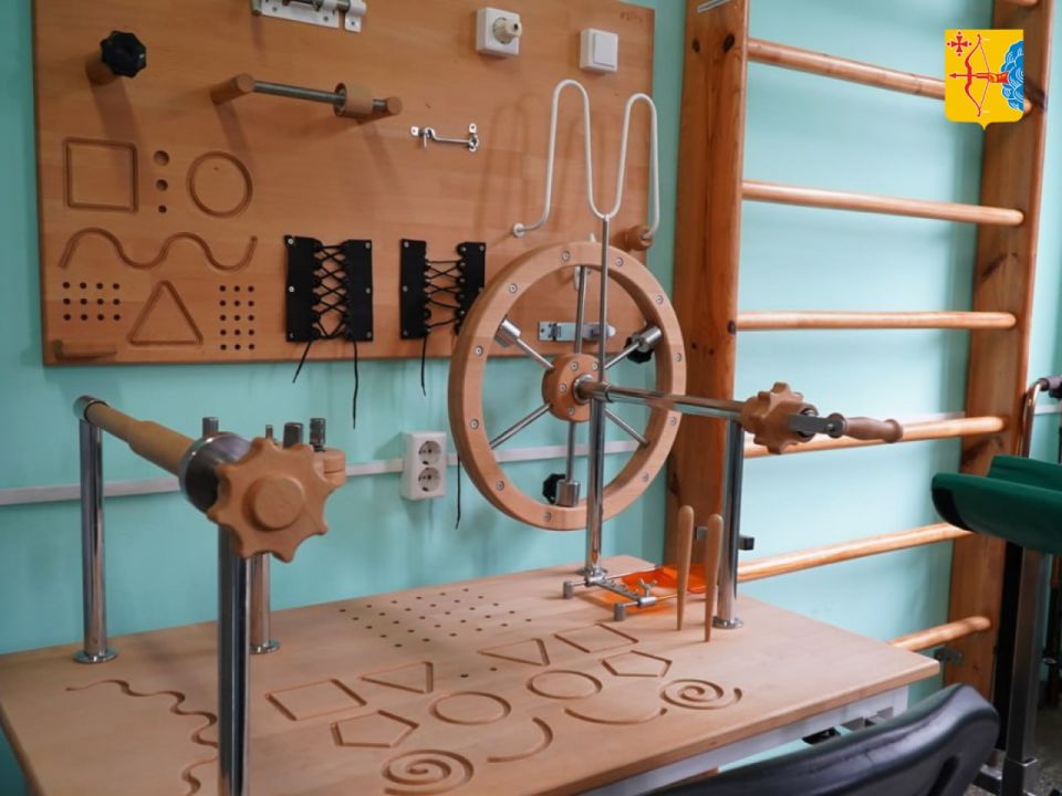 В Кировской области 15 отделений медицинской реабилитации оснастили современным оборудованием в соответствии с нацпроектом «Продолжительная и активная жизнь» В Кировской области 15 отделений медицинской реабилитации оснастили современным оборудованием в соответствии с нацпроектом «Продолжительная и активная жизнь»