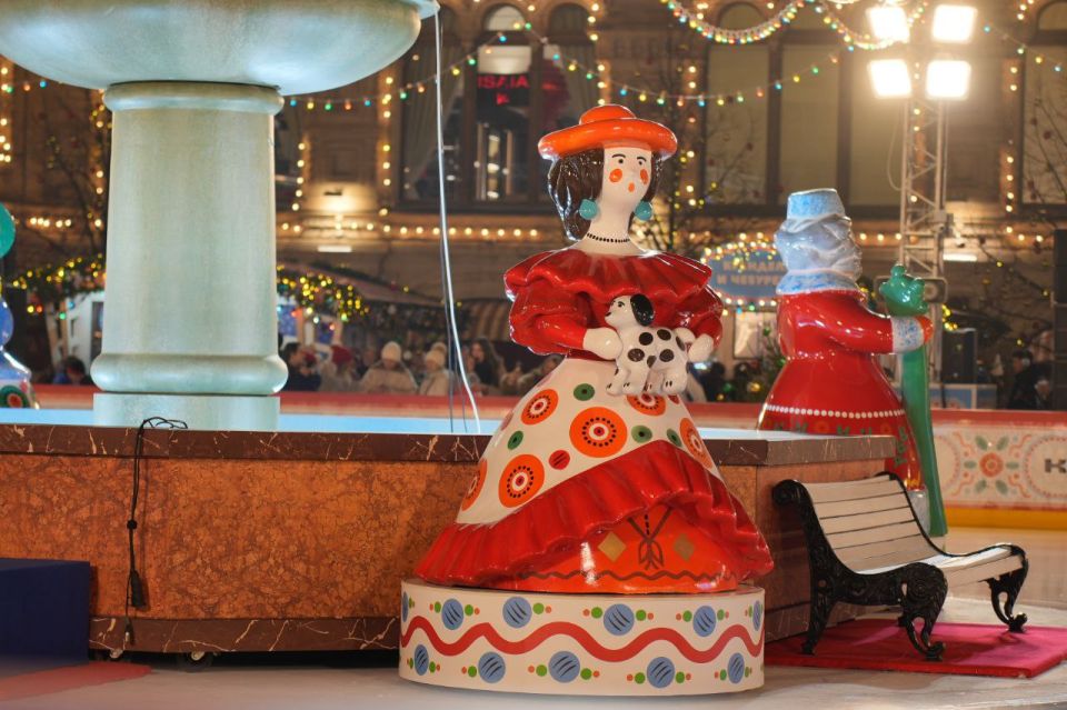 Дымковский каток открылся на Красной площади