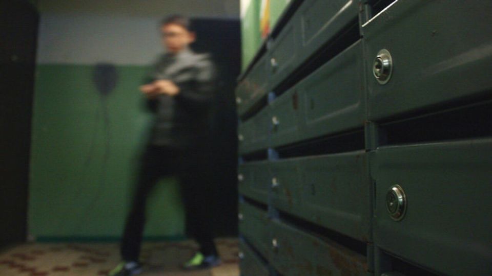 Когда соседи решают за вас: как справиться с самовольными перегородками в коридоре