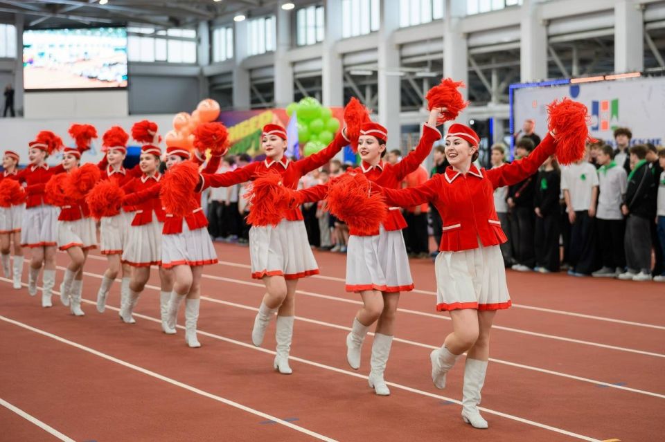 В Кирове состоялась церемония награждения «Школьникийских игр» 2025 года В Кирове состоялась церемония награждения «Школьникийских игр» 2025 года