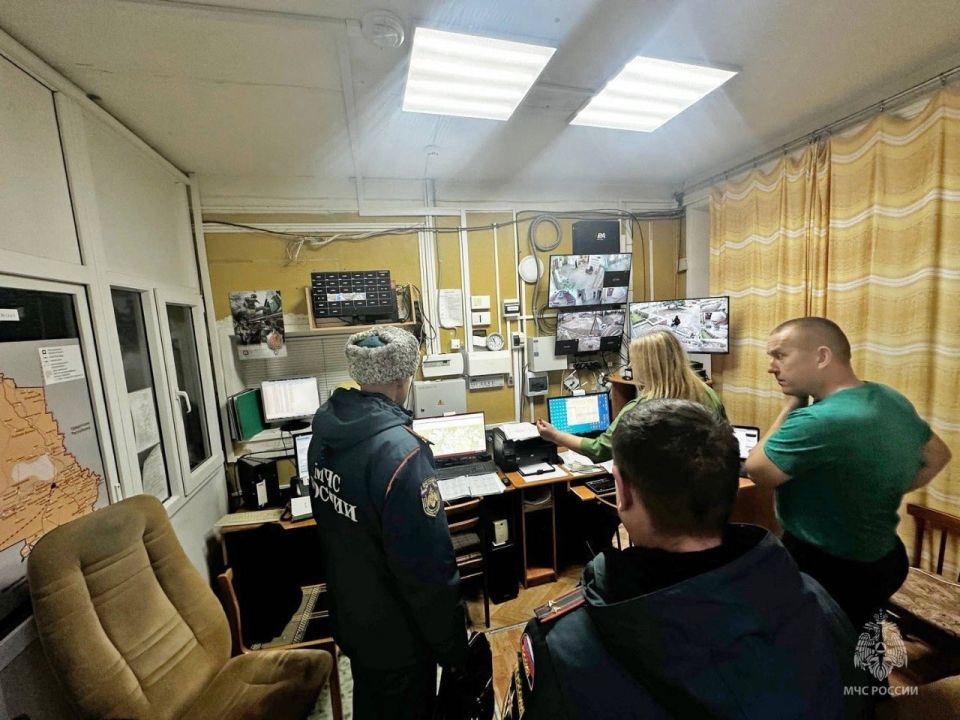 В Кировской области проведены командно-штабные учения В Кировской области проведены командно-штабные учения