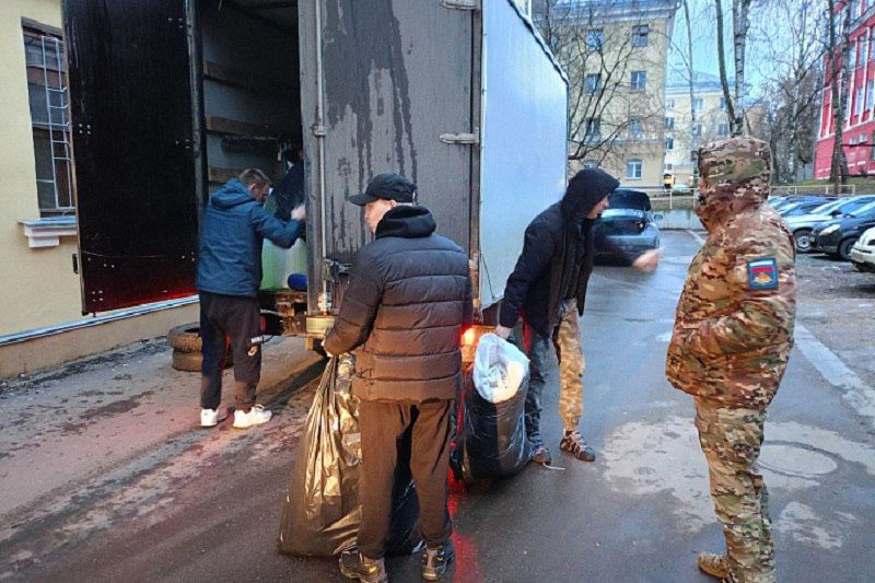 Из Кирова на фронт отправили очередной груз помощи
