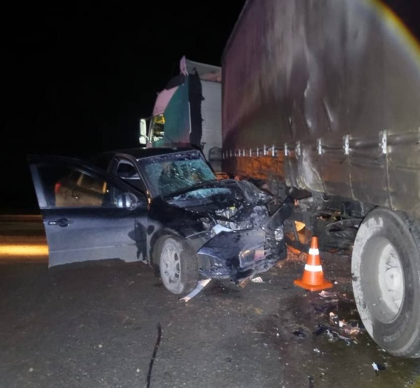 За прошедшие сутки, 1 декабря 2025 года, на территории Кировской области произошло четыре автомобильные аварии, в которых один человек погиб и пять получили травмы За прошедшие сутки, 1 декабря 2025 года, на территории Кировской области произошло четыре автомобильные аварии, в которых один человек погиб и пять получили травмы