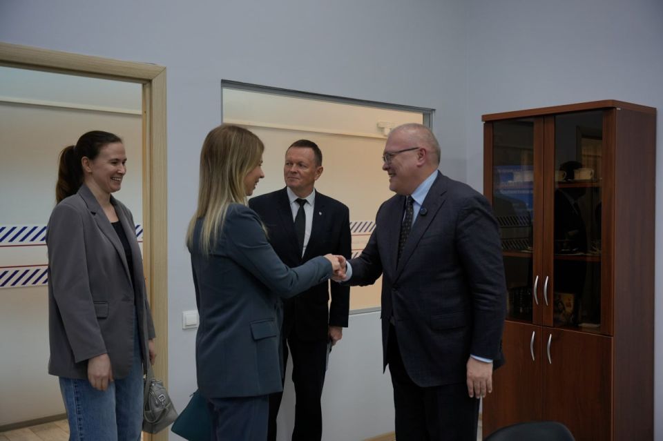 Александр Соколов: Провел прием жителей в приемной партии «Единая Россия» Александр Соколов: Провел прием жителей в приемной партии «Единая Россия»