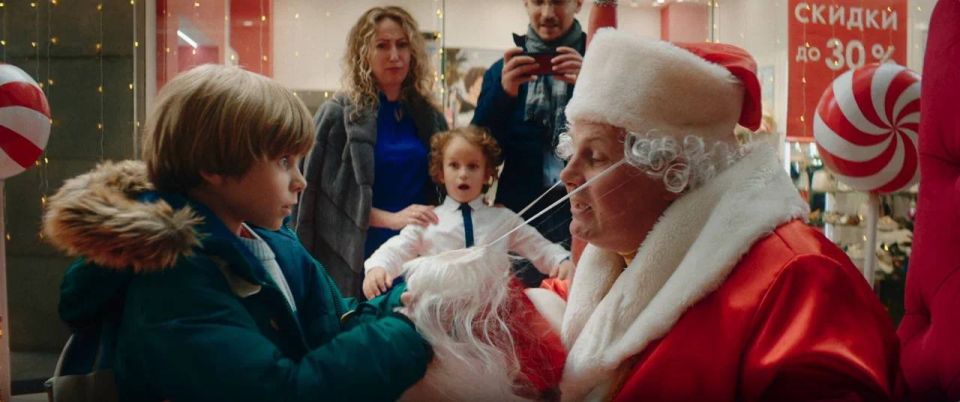 Пельмени с уксусом и вятские корни: сценарист «Елок 12» Пётр Внуков рассказал о личной связи с Кировом Пельмени с уксусом и вятские корни: сценарист «Елок 12» Пётр Внуков рассказал о личной связи с Кировом