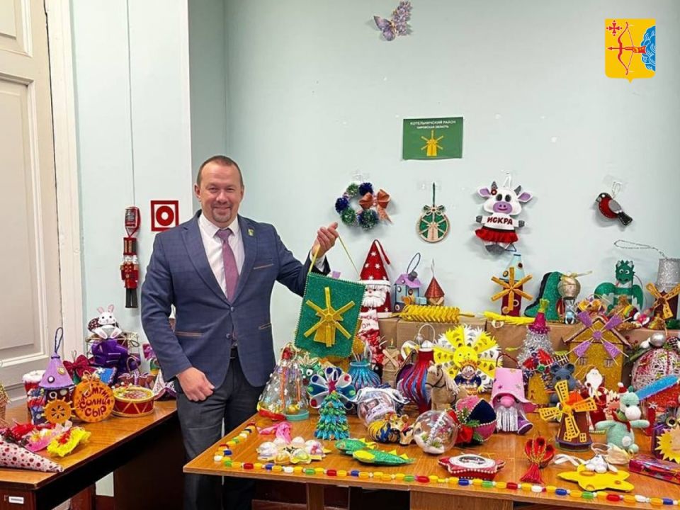 Истобенские огурцы и рыжики станут новогодними украшениями для елки