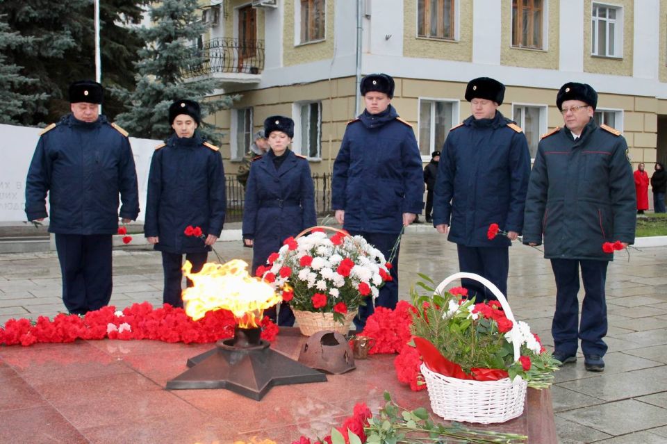 И.о. руководителя следственного управления СК России по Кировской области и сотрудники регионального ведомства приняли участие в памятном мероприятии И.о. руководителя следственного управления СК России по Кировской области и сотрудники регионального ведомства приняли участие в памятном мероприятии