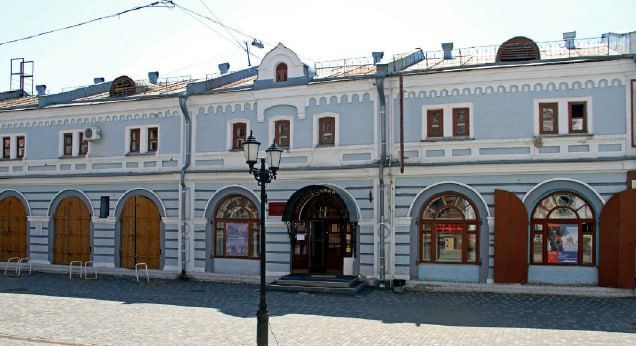 В Кирове выделили 1,7 млн рублей на ремонт фасадов «Здания торговых лавок» и «Дома И.С. Репина»