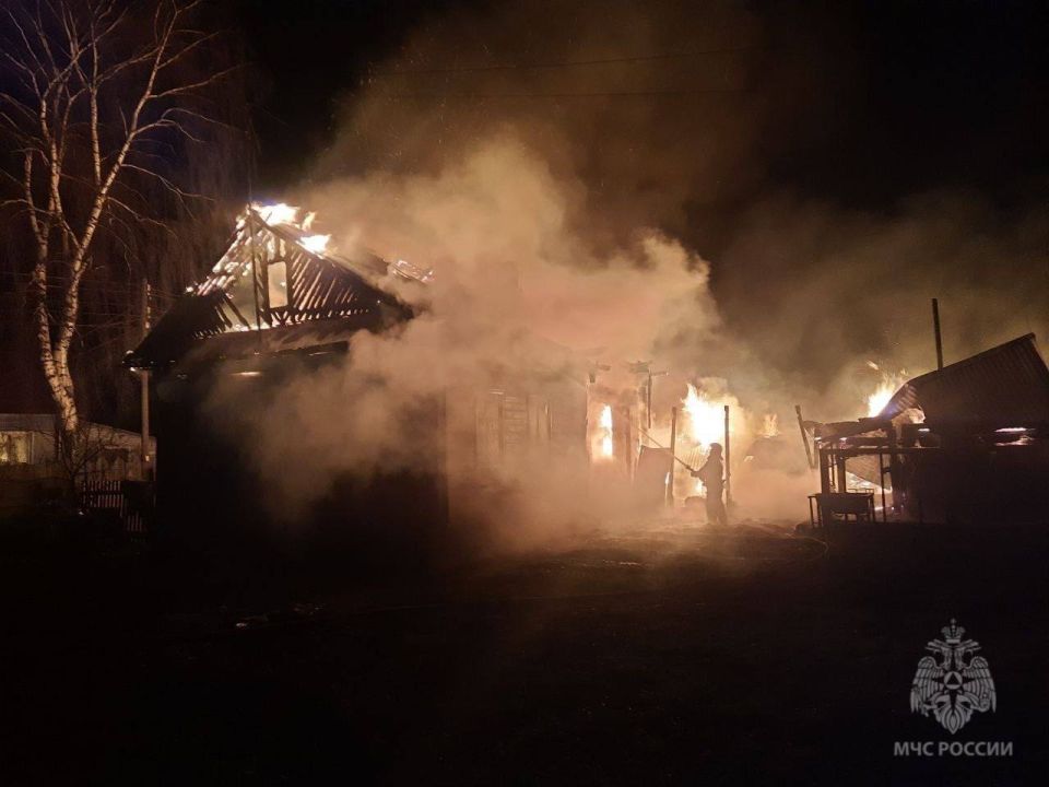 В Котельниче при пожаре пострадал мужчина В Котельниче при пожаре пострадал мужчина